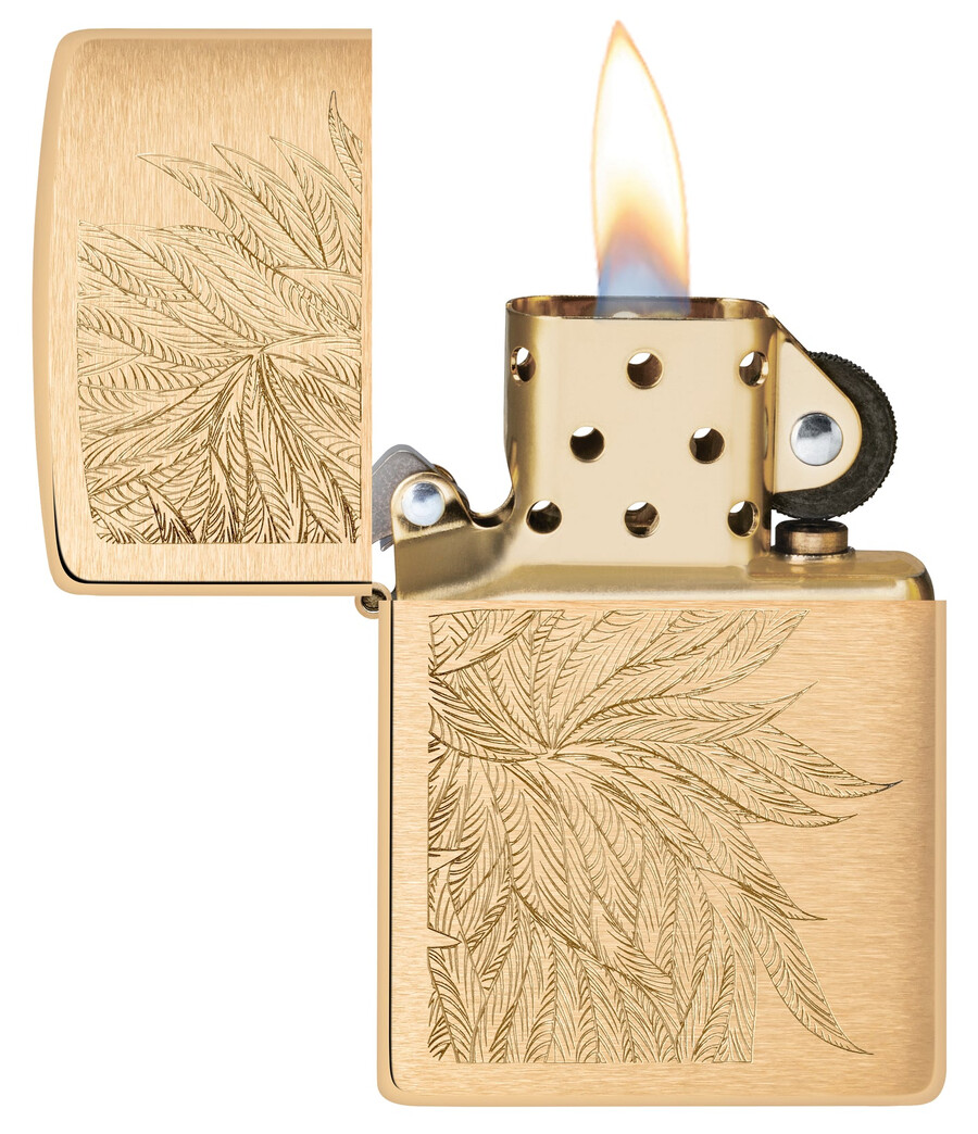 lush leaves design