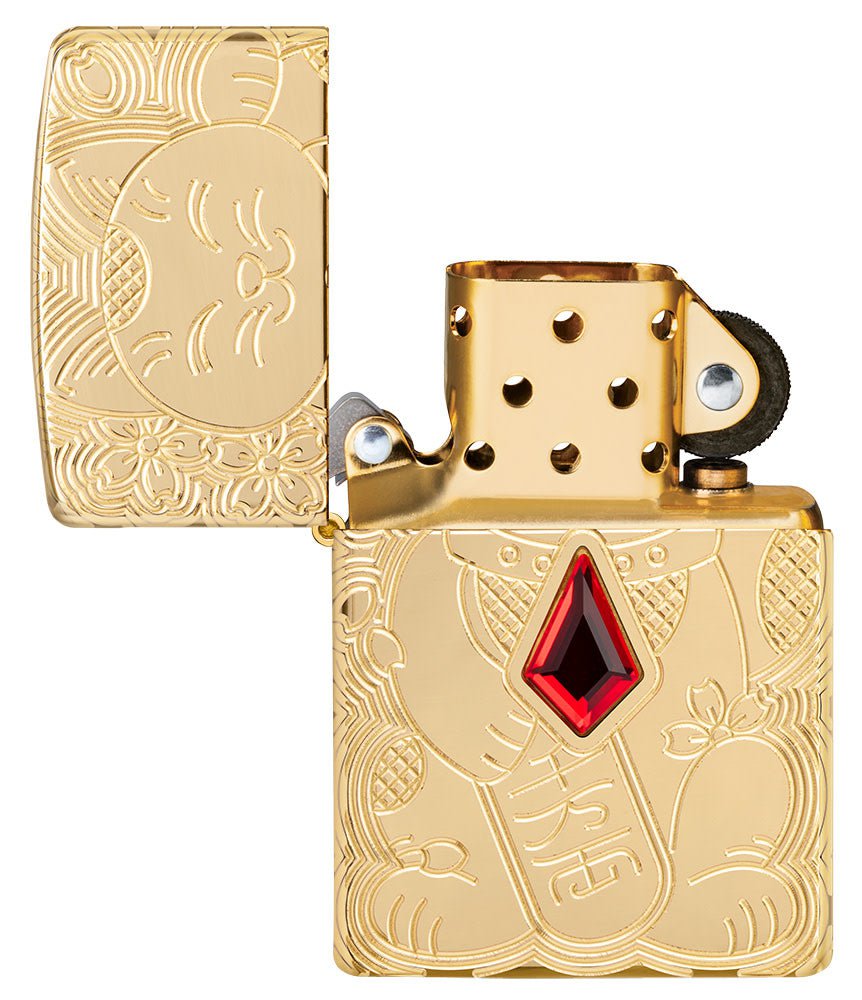 armor lucky cat design